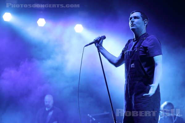 THE TWILIGHT SAD - 2022-11-28 - PARIS - Accor Arena - James Alexander Graham - Andrew James MacFarlane - Grant Hutchison